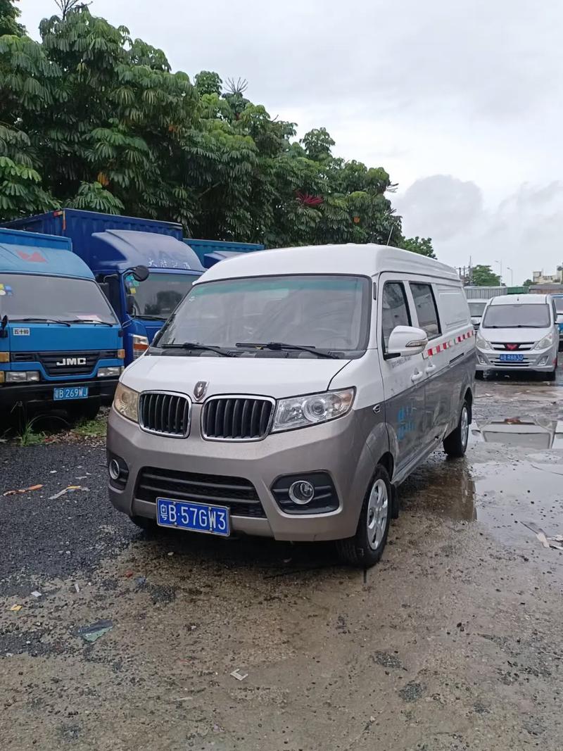 金杯貨運(yùn)管金杯貨運(yùn)車