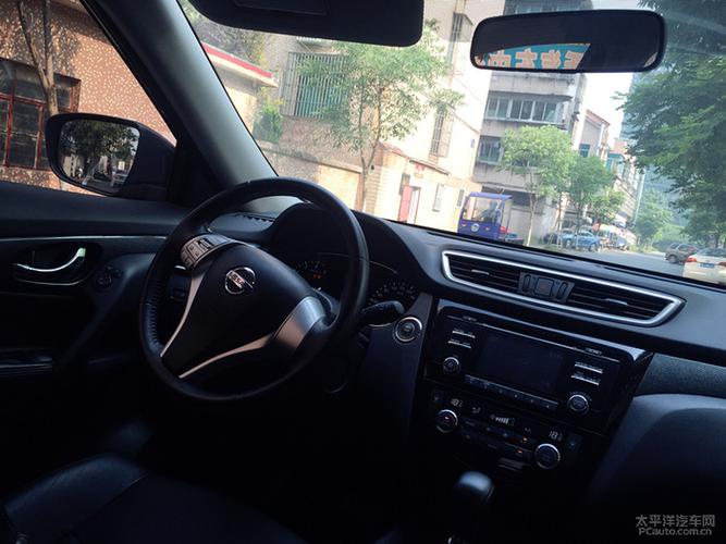 黑色貨運司機黑色貨運司機圖片